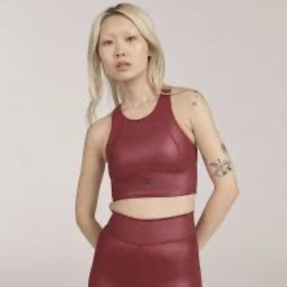 NWT STELLA MCCARTNEY ADIDAS SHINY SPORTS BRA M, AND SHORTS L